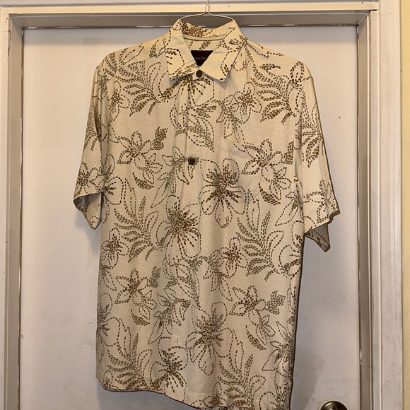 Tommy Bahama 100% silk tropical tiki shirt - Summer   Tiki - Picture 2 of 5